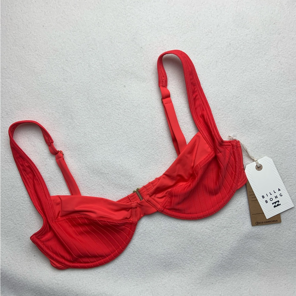 NWT New Billabong Bright Poppy Red Lined Up Tyler Underwired Bikini Top - Picture 3 of 5